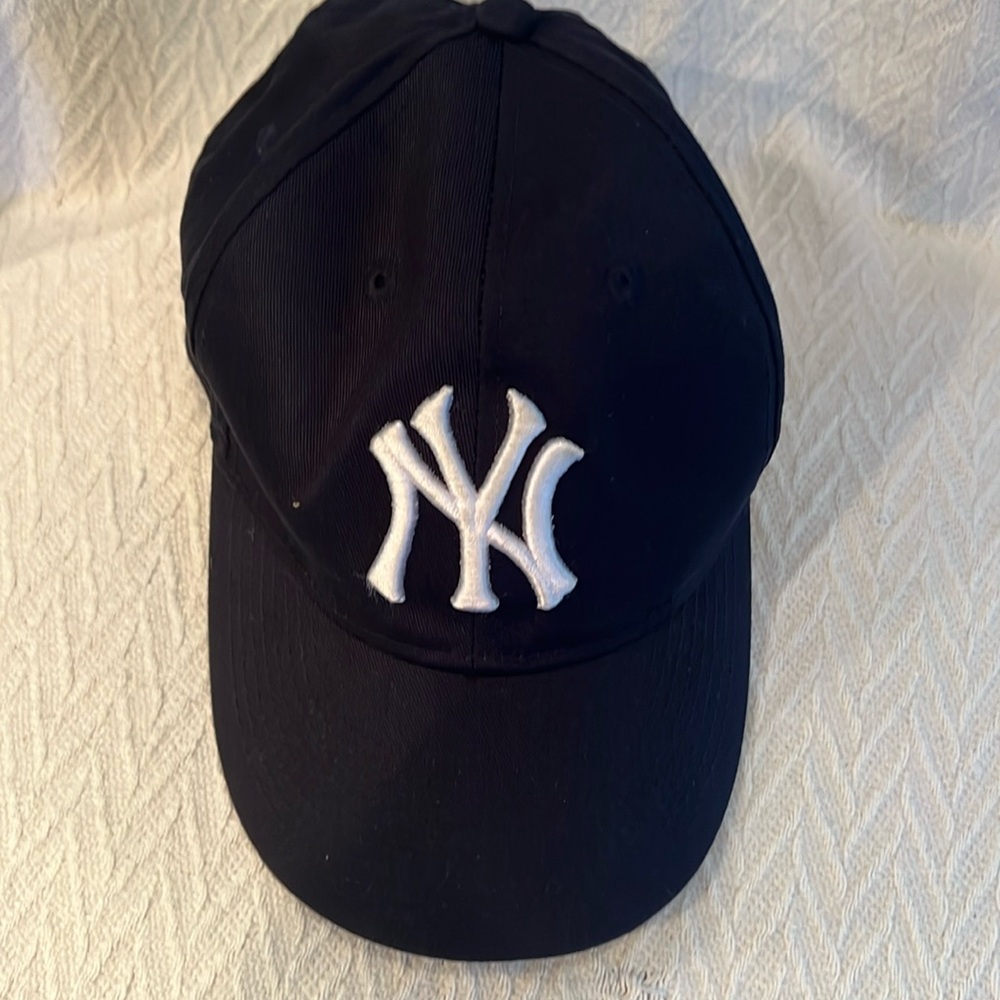 Yankee youth hat